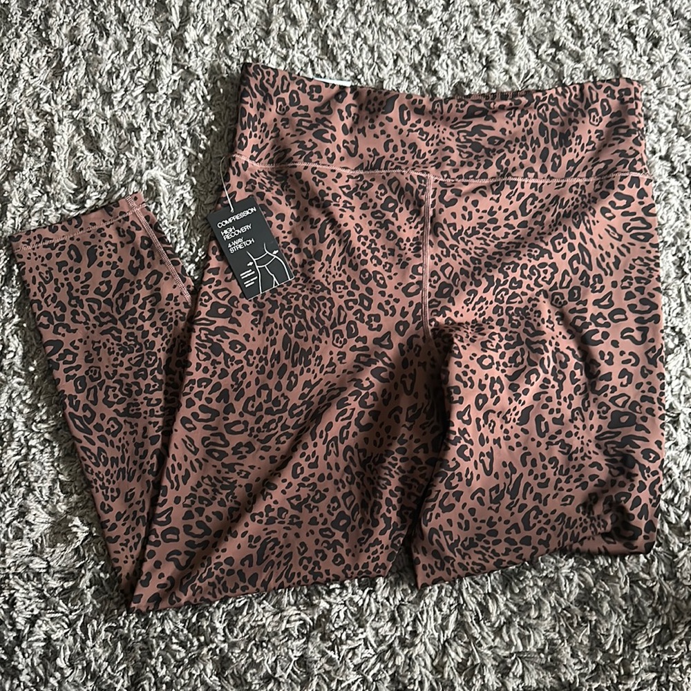 Cheetah INC Compression Leggings